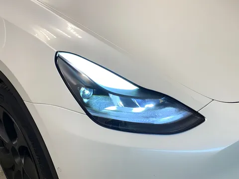 Thumbnail image for the Tesla Model Y (Dual Motor) Long Range   4WDE