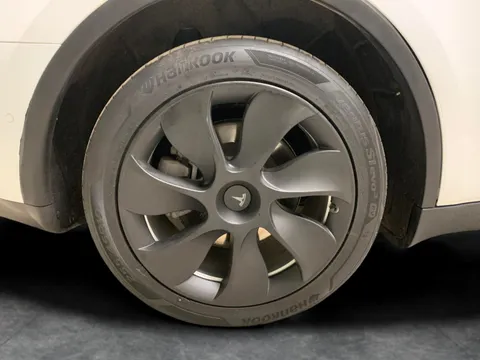 Thumbnail image for the Tesla Model Y (Dual Motor) Long Range   4WDE