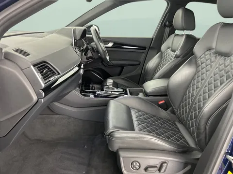 Thumbnail image for the Audi Q5 2.0 TFSI 45 Edition 1   S Tronic quattro