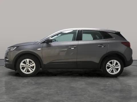 Thumbnail image for the Vauxhall Grandland X 1.2 Turbo SE Premium
