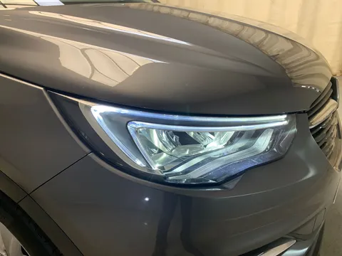 Thumbnail image for the Vauxhall Grandland X 1.2 Turbo SE Premium
