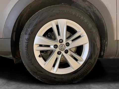 Thumbnail image for the Vauxhall Grandland X 1.2 Turbo SE Premium