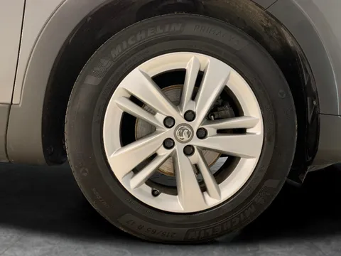 Thumbnail image for the Vauxhall Grandland X 1.2 Turbo SE Premium