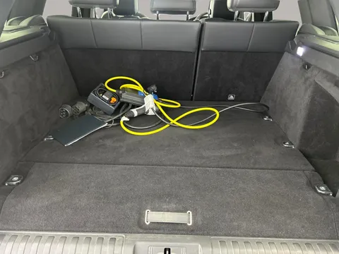 Thumbnail image for the Land Rover Range Rover Sport 2.0 P400e 13.1kWh HSE Dynamic Black   Plug-in  4WD