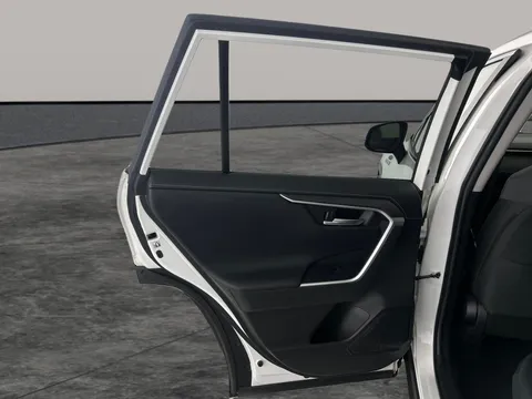 Thumbnail image for the Toyota RAV4 2.5 VVT-h Design    CVT
