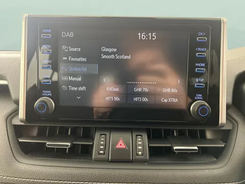 Thumbnail image for the Toyota RAV4 2.5 VVT-h Design    CVT