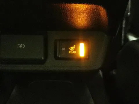 Thumbnail image for the Nissan LEAF 39kWh Tekna