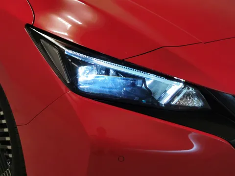 Thumbnail image for the Nissan LEAF 39kWh Tekna