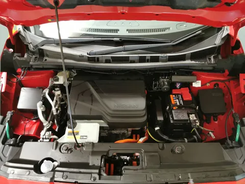 Thumbnail image for the Nissan LEAF 39kWh Tekna