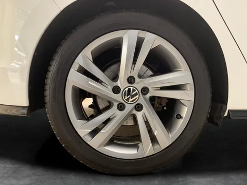 Thumbnail image for the Volkswagen Golf 1.5 eTSI MHEV R-Line    DSG