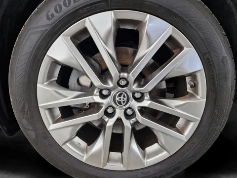 Thumbnail image for the Toyota RAV4 2.5 VVT-h GPF Excel    CVT