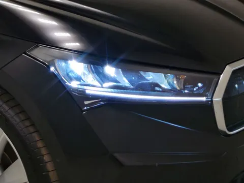 Thumbnail image for the Škoda Enyaq 62kWh 60   (DC120kW)