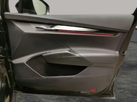 Thumbnail image for the Škoda Enyaq 62kWh 60   (DC120kW)