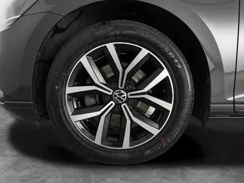Thumbnail image for the Volkswagen Passat 1.5 TSI EVO SEL   DSG