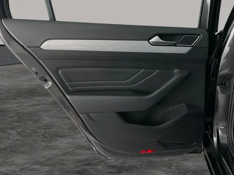 Thumbnail image for the Volkswagen Passat 1.5 TSI EVO SEL   DSG