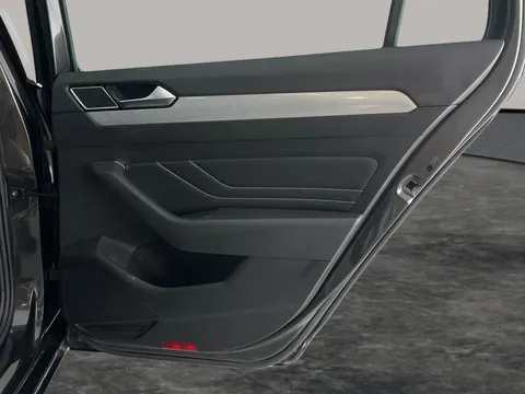 Thumbnail image for the Volkswagen Passat 1.5 TSI EVO SEL   DSG