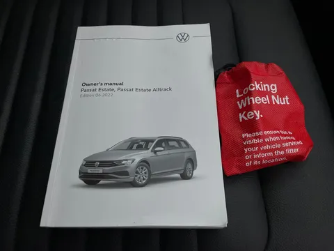 Thumbnail image for the Volkswagen Passat 1.5 TSI EVO SEL   DSG