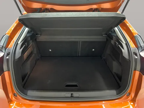 Thumbnail image for the Citroën E-C4 50kWh Sense Plus   (11kW Charger)