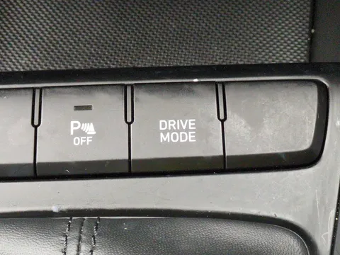 Thumbnail image for the Hyundai i20 1.0 T-GDi MHEV SE Connect