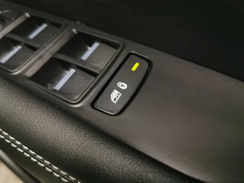 Thumbnail image for the Jaguar E-Pace 2.0 P200 MHEV R-Dynamic S   AWD