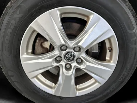 Thumbnail image for the Toyota RAV4 2.5 VVT-h GPF Icon    CVT