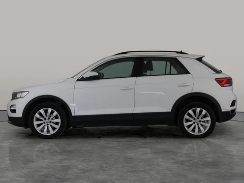 Thumbnail image for the Volkswagen T-Roc 1.0 TSI SE