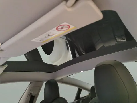 Thumbnail image for the Tesla Model 3 Standard Range Plus   RWD