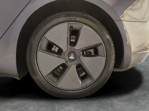 Thumbnail image for the Tesla Model 3 Standard Range Plus   RWD