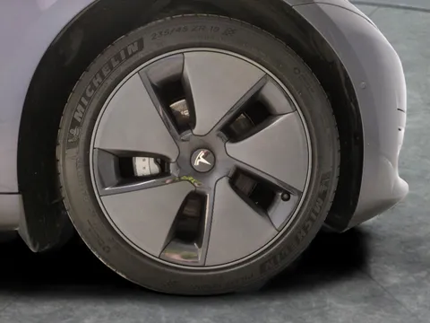 Thumbnail image for the Tesla Model 3 Standard Range Plus   RWD