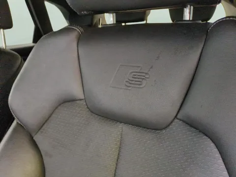 Thumbnail image for the Audi Q5 2.0 TDI 40 S line   S Tronic quattro