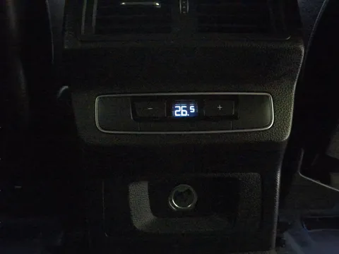 Thumbnail image for the Audi Q5 2.0 TDI 40 S line   S Tronic quattro