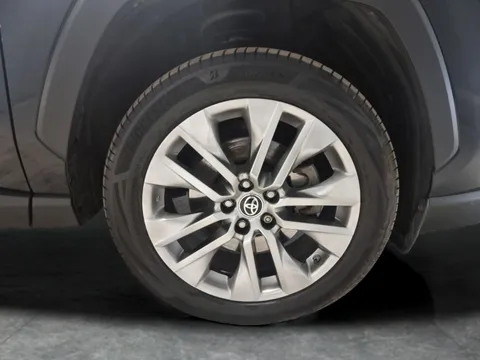 Thumbnail image for the Toyota RAV4 2.5 VVT-h GPF Excel    CVT 4WD