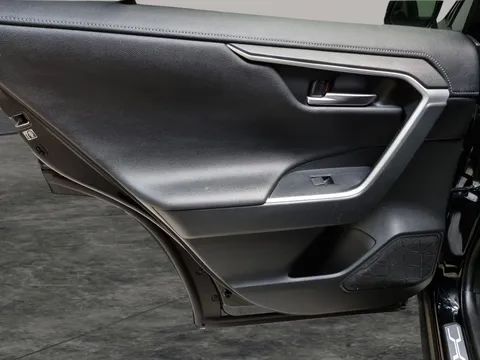 Thumbnail image for the Toyota RAV4 2.5 VVT-h GPF Excel    CVT 4WD