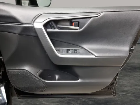 Thumbnail image for the Toyota RAV4 2.5 VVT-h GPF Excel    CVT 4WD