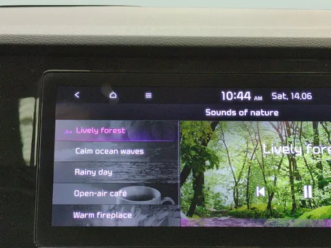 Thumbnail image for the Kia Niro 64kWh 4+