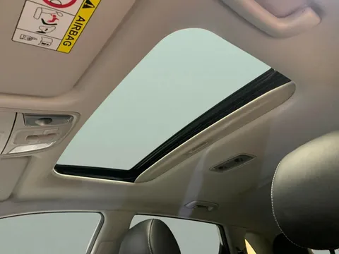 Thumbnail image for the Kia Niro 64kWh 4+