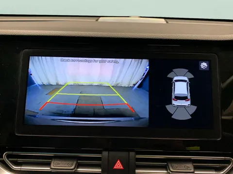 Thumbnail image for the Kia Niro 64kWh 4+