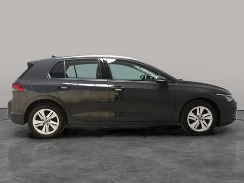 Thumbnail image for the Volkswagen Golf 1.5 TSI Life