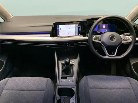 Thumbnail image for the Volkswagen Golf 1.5 TSI Life
