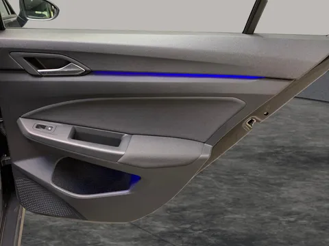 Thumbnail image for the Volkswagen Golf 1.5 TSI Life