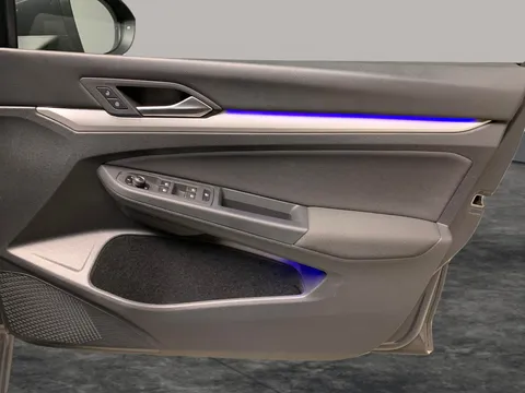 Thumbnail image for the Volkswagen Golf 1.5 TSI Life