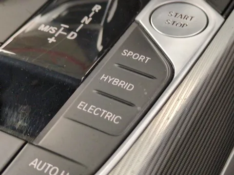 Thumbnail image for the BMW 3 Series 2.0 330e 12kWh M Sport   Plug-in