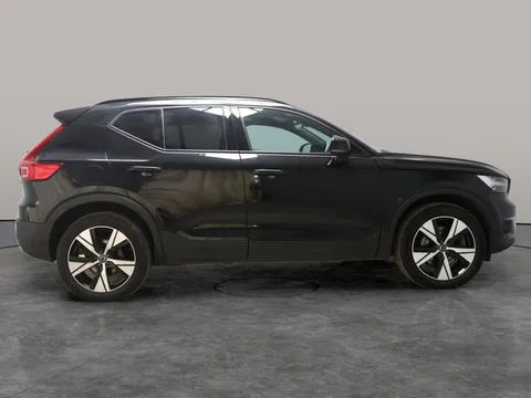 Thumbnail image for the Volvo XC40 1.5h T4 Recharge 10.7kWh R-Design   Plug-in