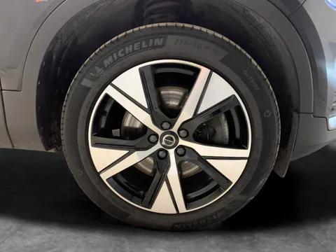 Thumbnail image for the Volvo XC40 1.5h T4 Recharge 10.7kWh R-Design   Plug-in