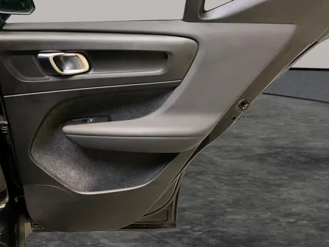 Thumbnail image for the Volvo XC40 1.5h T4 Recharge 10.7kWh R-Design   Plug-in