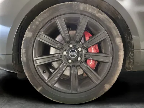 Thumbnail image for the Land Rover Range Rover Sport 2.0 P400e 13.1kWh HSE Dynamic Black   Plug-in  4WD