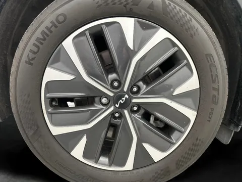 Thumbnail image for the Kia Ev6 77.4kWh Air