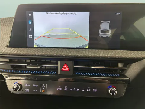 Thumbnail image for the Kia Ev6 77.4kWh Air