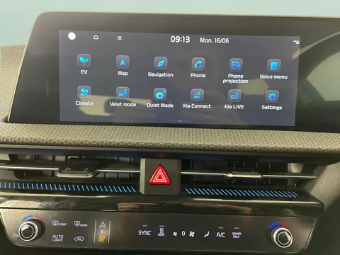 Thumbnail image for the Kia Ev6 77.4kWh Air