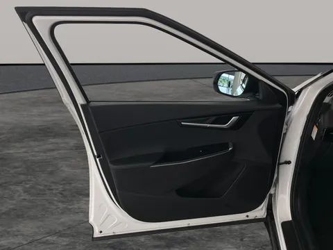 Thumbnail image for the Kia Ev6 77.4kWh Air